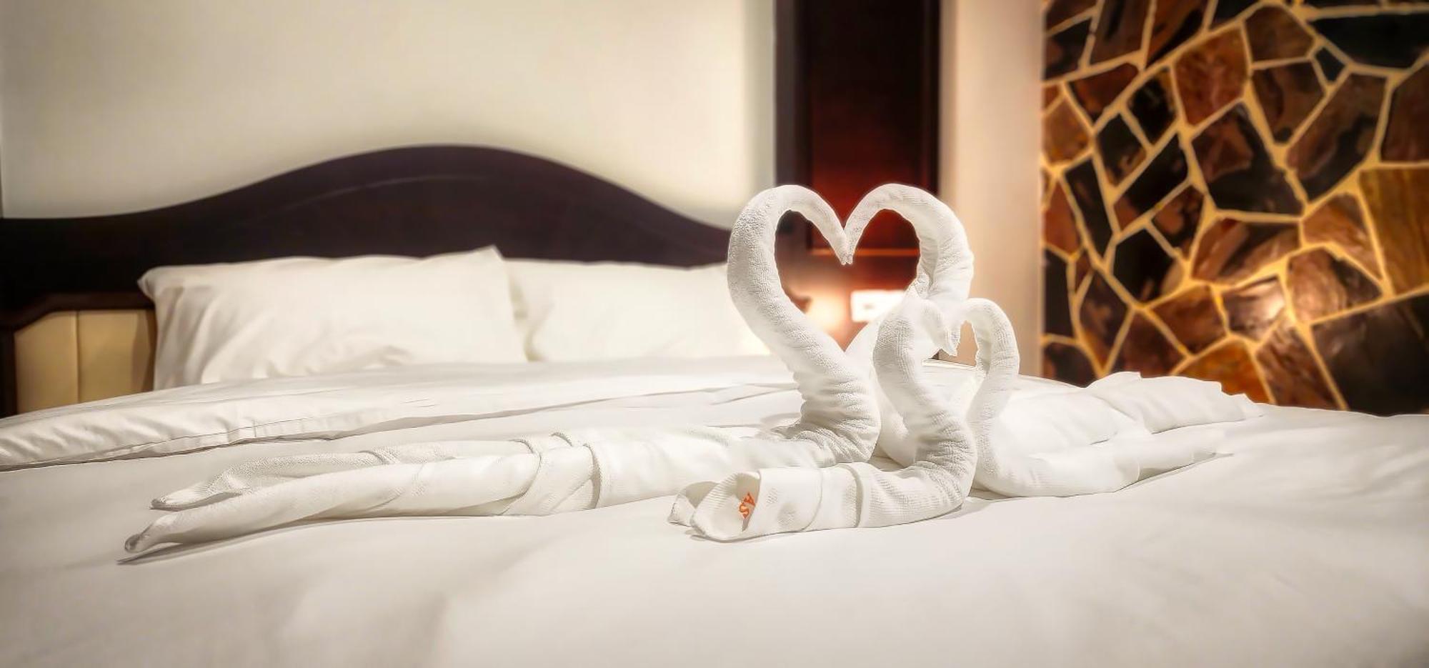 Arya Suites Patong Beach Exteriér fotografie