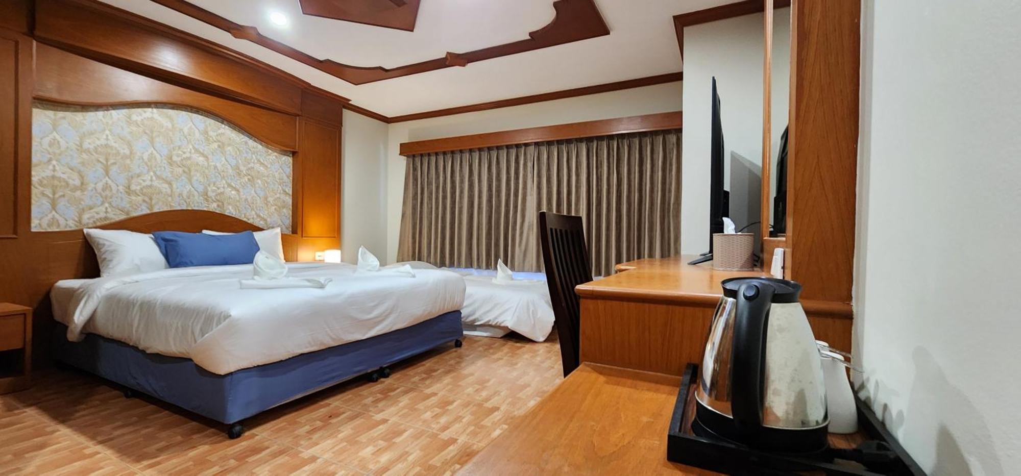 Arya Suites Patong Beach Exteriér fotografie
