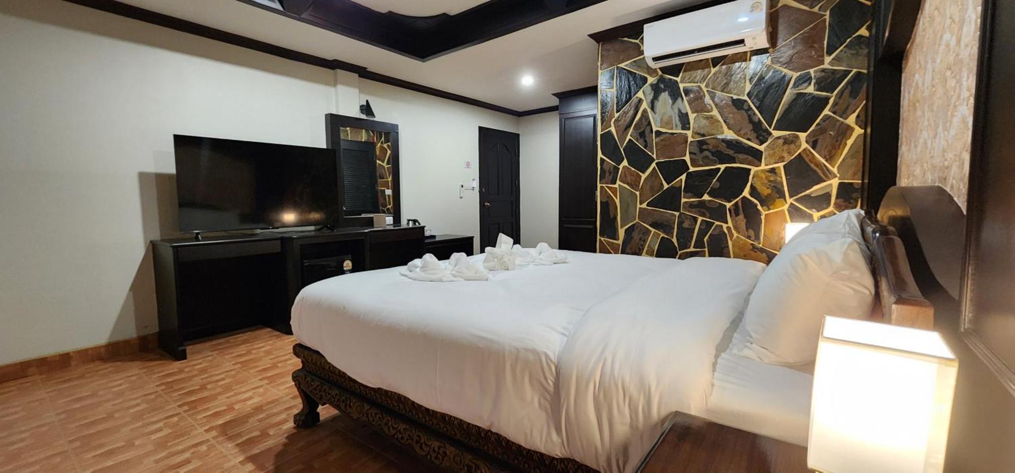 Arya Suites Patong Beach Exteriér fotografie
